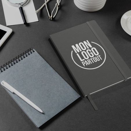 Carnet couverture rigide Moleskine ® Classic M ligné 