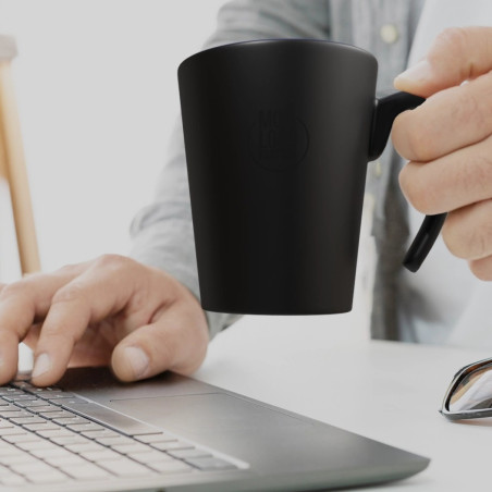 Mug publicitaire en céramique Oli 360 ml 