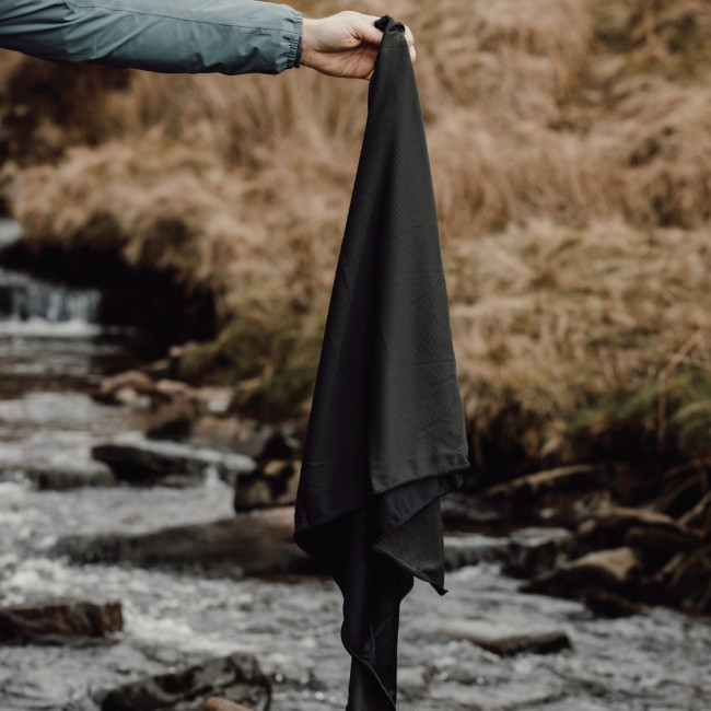 Serviette active personnalisée Nordic Drift Aero 