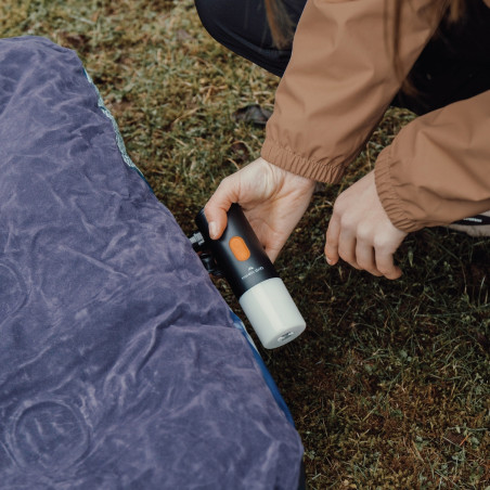 Lampe de camping avec pompe à air Nordic Drift Titan 