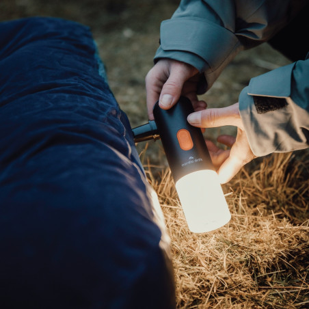 Lampe de camping avec pompe à air Nordic Drift Titan 