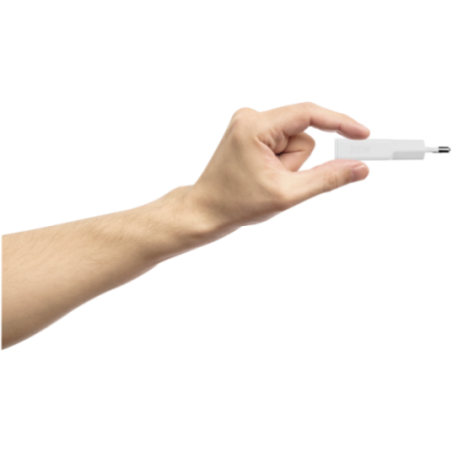 Chargeur publicitaire 33 W Xtorm Go2 SlimLine 