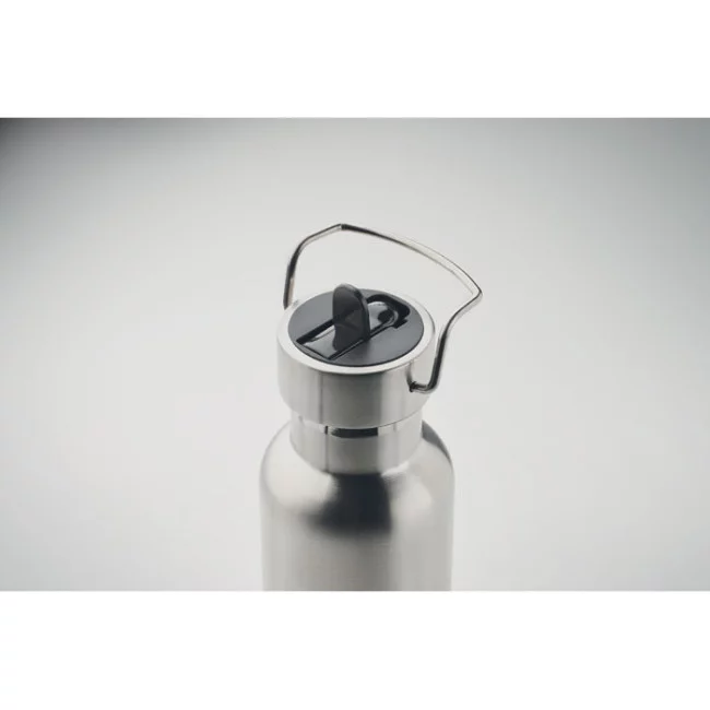 Gourde avec poignée de fermeture Riflow 660 ml