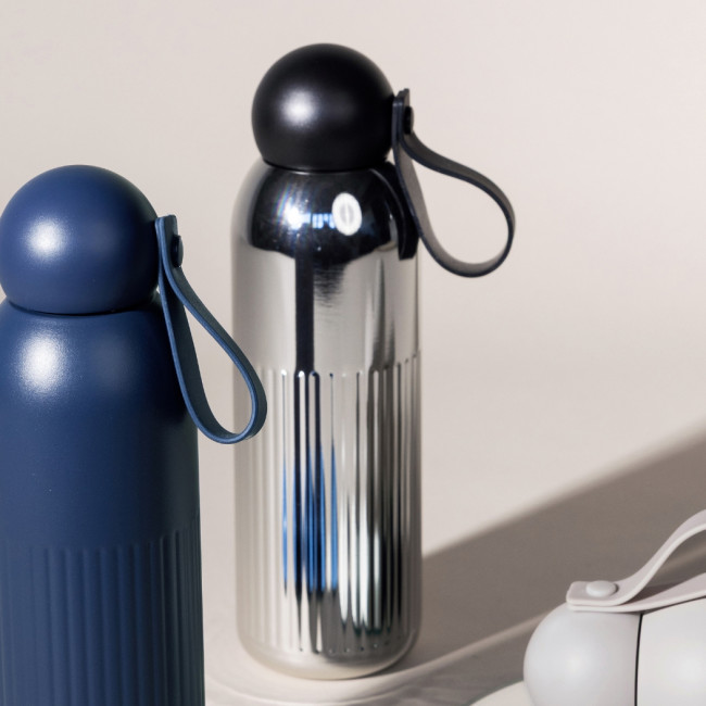 Gourde en acier chromé Sagaform Tekla 500 ml 