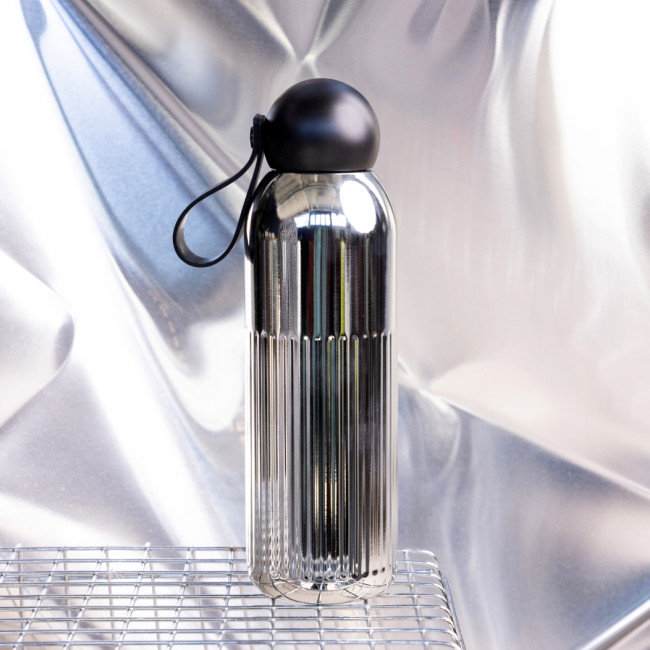 Gourde en acier chromé Sagaform Tekla 500 ml 