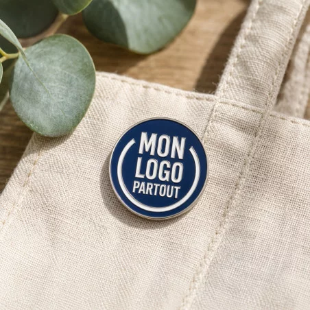 Pin’s Publicitaire Premium en forme personnalisée 