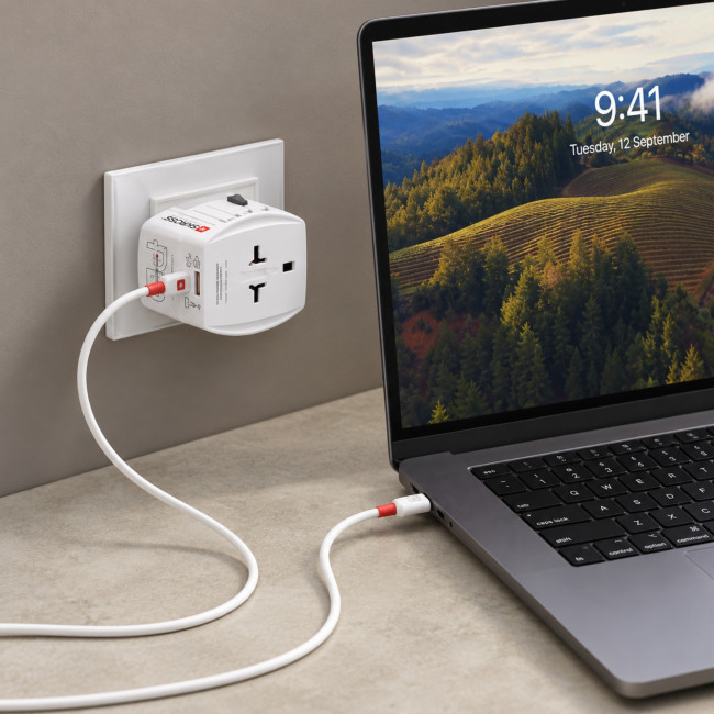 Adaptateur universel SKROSS® MUV AC65PD 