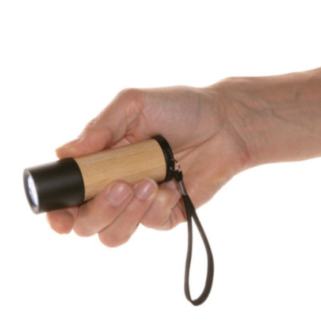 Lampe torche personnalisée en bambou et plastique recyclé 