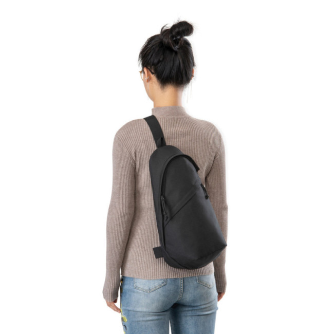 Sac bandoulière personnalisable en rPET AWARE™ Renew 