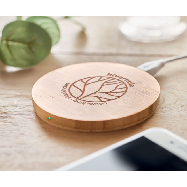 Chargeur à induction en Bambou Rundo 