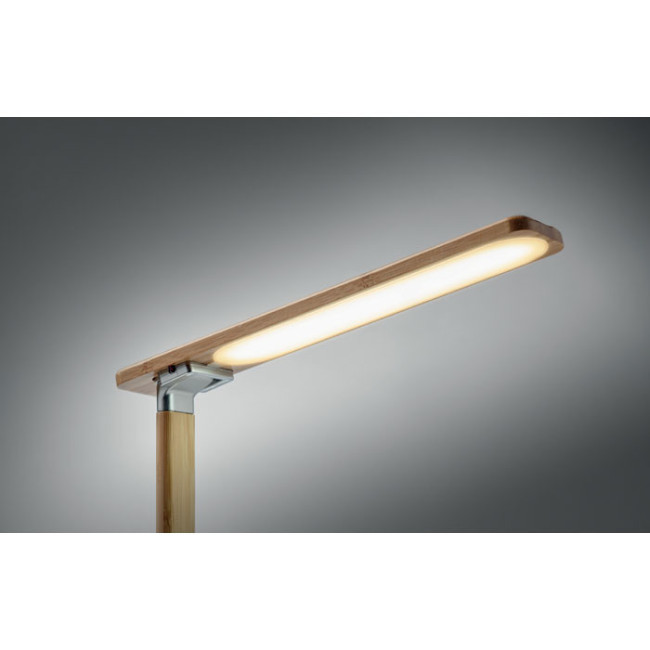 Lampe de bureau personnalisée en bambou Neat 