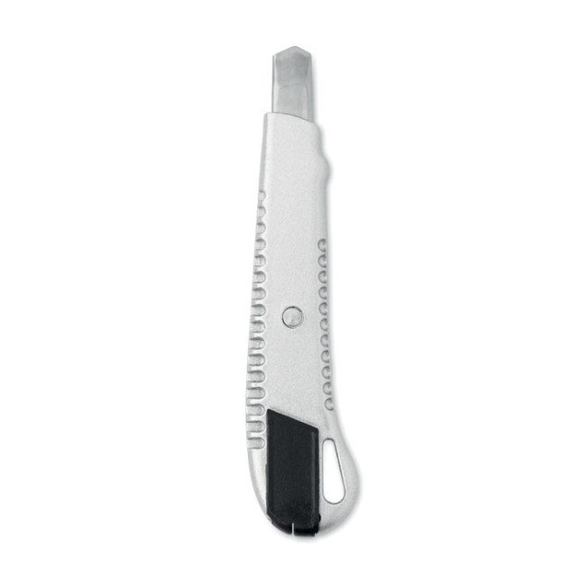 Cutter personnalisé en alu tracta 