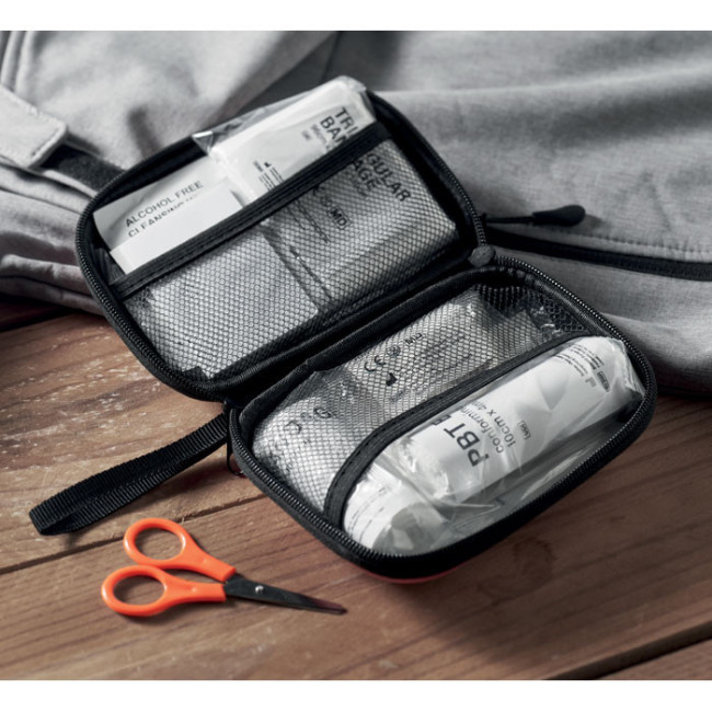 Trousse de secours publicitaire CareTwo 