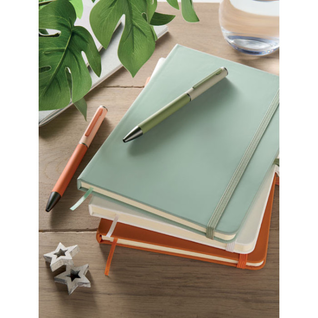 Carnet A5 à couverture en PU recyclé Arcoloop 