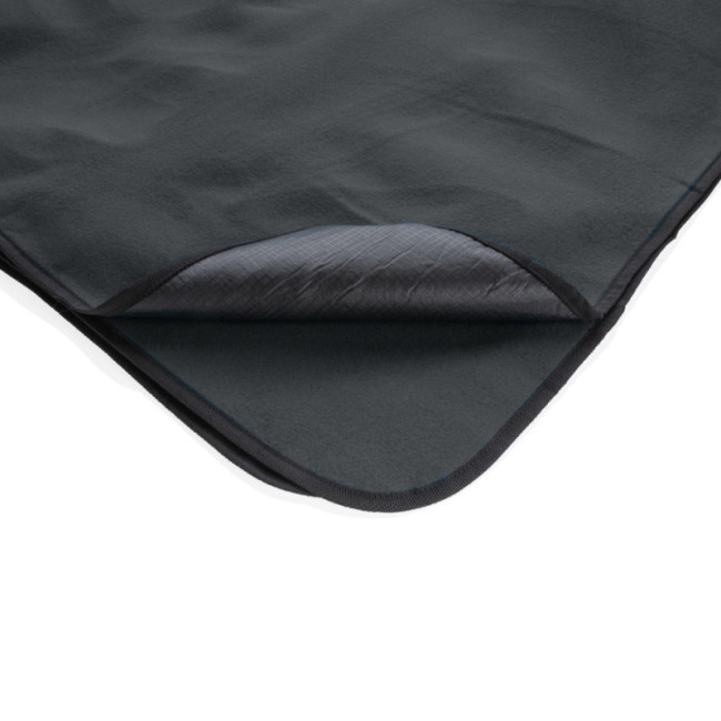 Couverture pique-nique personnalisable en rPET AWARE™ Impact 