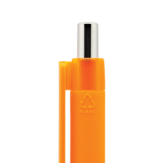 Stylo X8 personnalisable finition gomme 