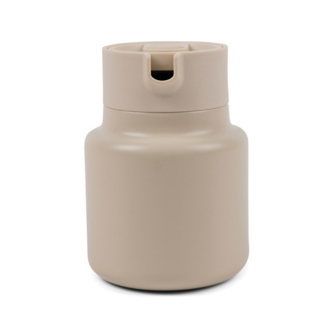 Pichet personnalisé en inox recyclé VINGA Arbe 1,2L 