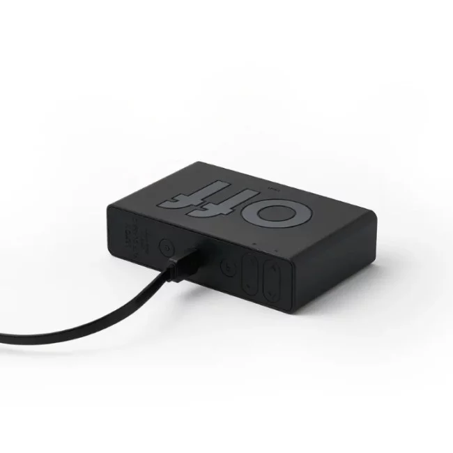 Réveil réversible personnalisé Lexon® Flip Classic 