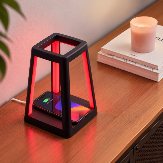 Lampe avec chargeur induction Lexon® Lantern 