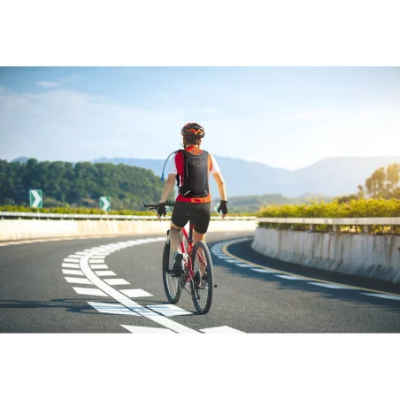 Sac à dos sport avec embout pour boisson Mounti 