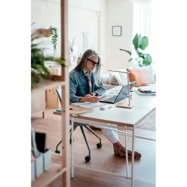 Lampe de bureau personnalisée en bambou Neat