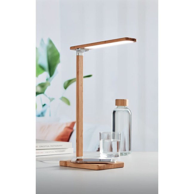 Lampe de bureau personnalisée en bambou Neat