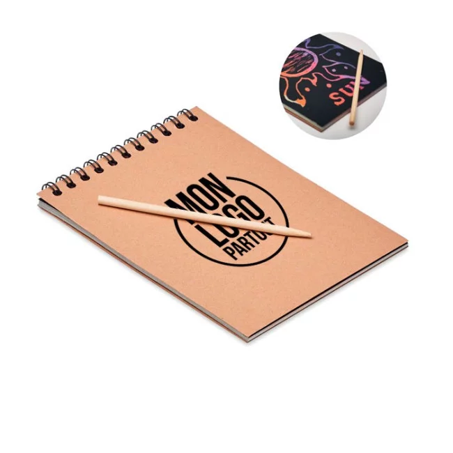 Carnet à gratter en kraft avec feuilles noires Black