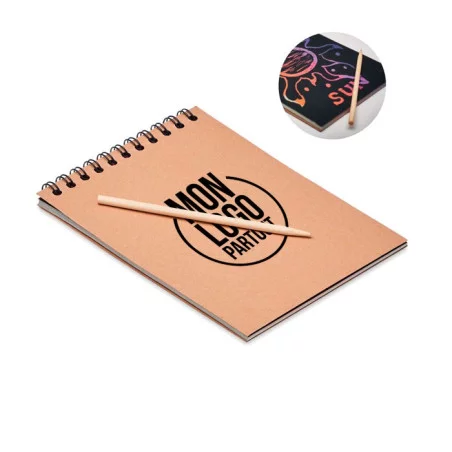 Carnet à gratter en kraft avec feuilles noires Black 