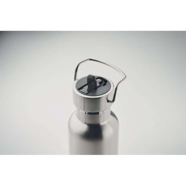 Gourde avec poignée de fermeture Riflow 660 ml