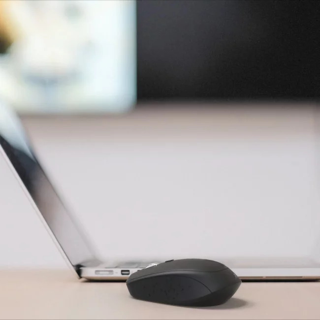 Souris éco sans fil personnalisé double dongle (USB-A + USB-C) Akashi ® Chuzumo - 4 Souris sans fil personnalisable (USB-A + USB-C) Akashi ® Souris éco sans fil personnalisé double dongle (USB-A + USB-C) Akashi ® Chuzumo - 4