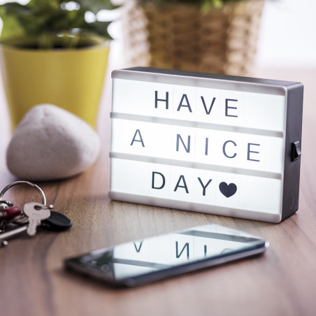 Écran lumineux publicitaire Cinemax 