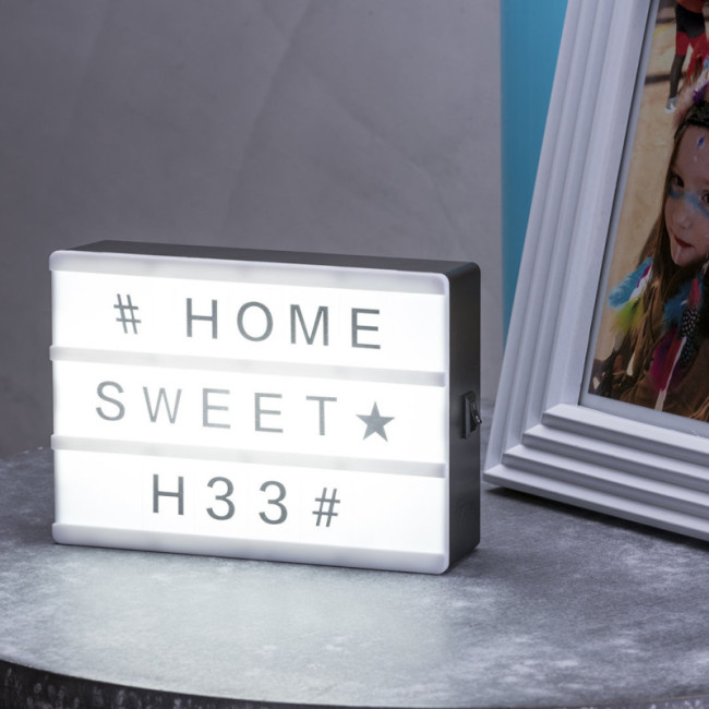 Écran lumineux publicitaire Cinemax 