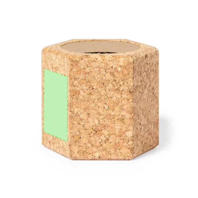 Pot en liège avec graines de pins