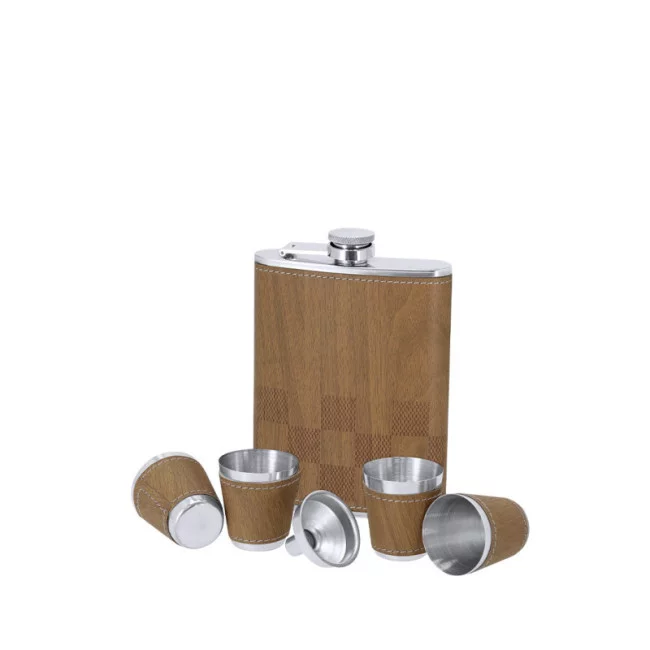 Coffret cadeau flasque et échiquier Fleet 