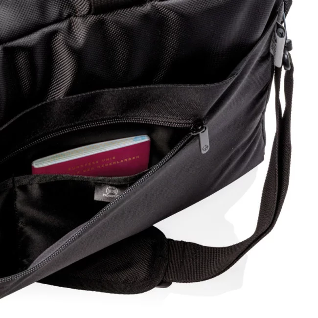 Sac de sport personnalisable anti RFID Swiss Peak 