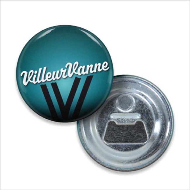 Badge personnalisable avec décapsuleur Baddec