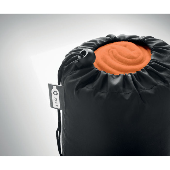 Couverture polaire publicitaire en RPET Musala 