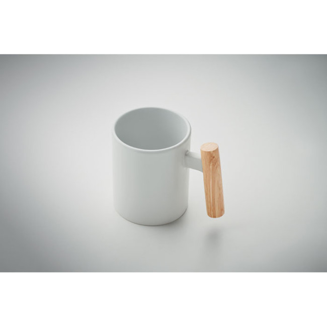 Mug personnalisable en céramique et bois Crenate 320 ml 