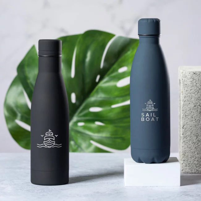 Bouteille publicitaire soft touch garthix 750 ml 