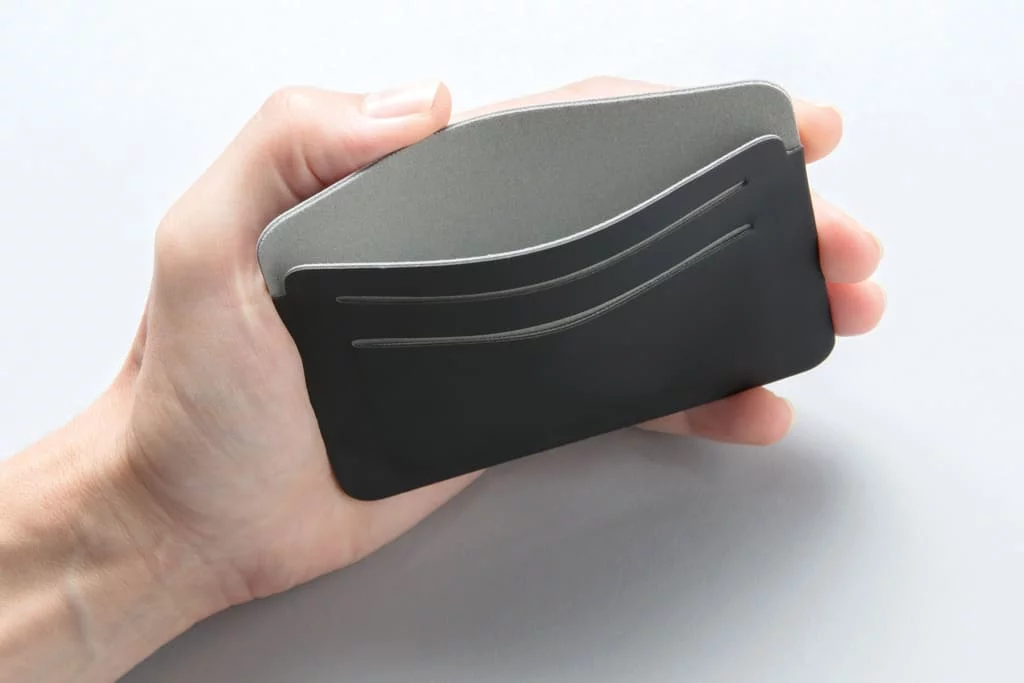 Porte-cartes en matière recyclée