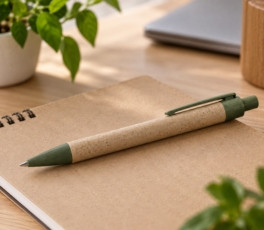 Le stylo publicitaire en matériau recyclé, la force d'un goodie écolo