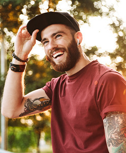 Personnalisez votre casquette pour l’été