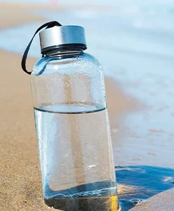 Avec la boîte à objets créez votre bouteille publicitaire sur mesure