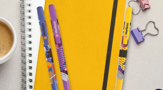 Créez un stylo BIC® Media Clic à votre image grâce au Mix & Match