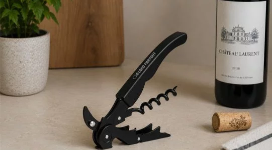 Tire-bouchon Pulltex ® : l’accessoire indispensable des professionnels du vin
